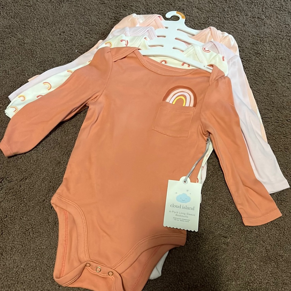 NWT Cloud Island Long sleeve Onesies. 12 Month. 4 Pack